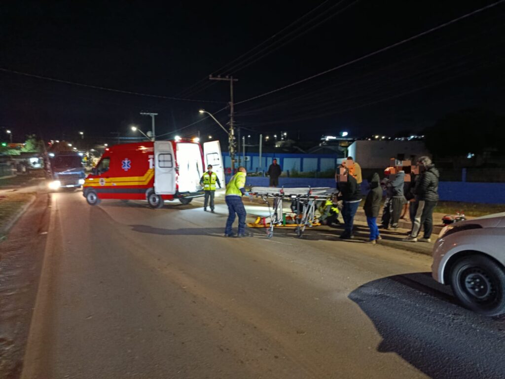 Acidente com moto deixa mulher ferida em Içara - Foto: Divulgação/CBMSC