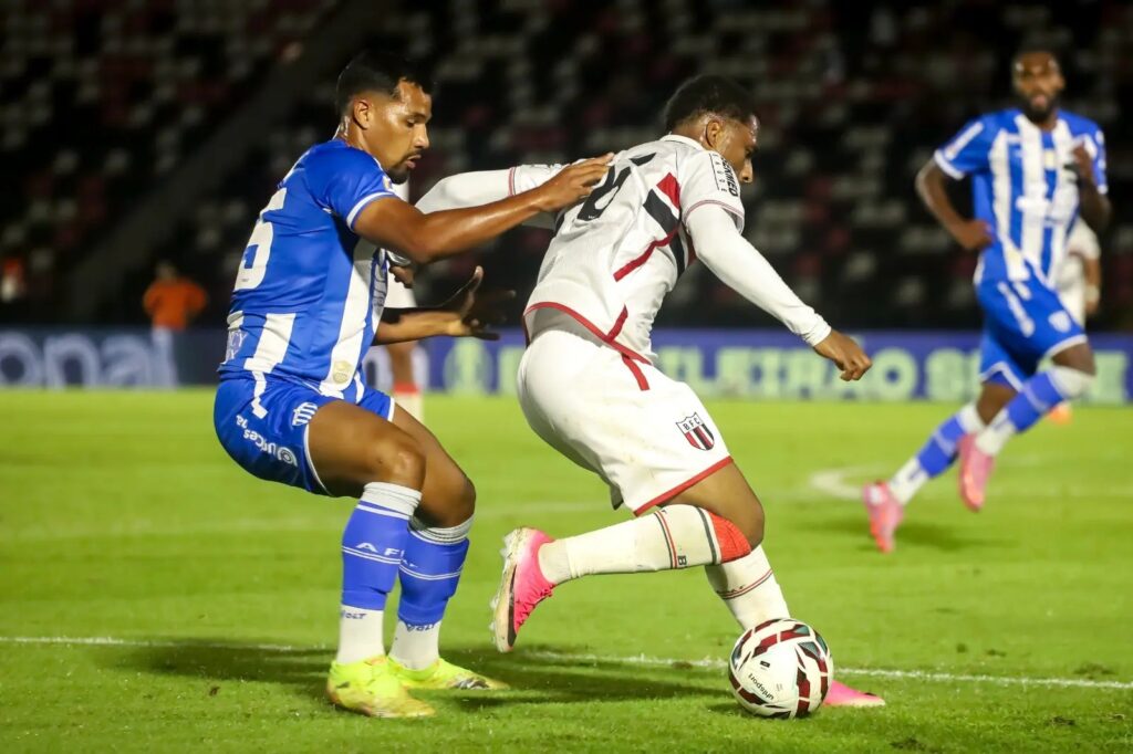 Avaí x Botafogo-SP: veja quem leva vantagem no histórico de confrontos - Foto: Lucas Rhamon / Avaí F.C.