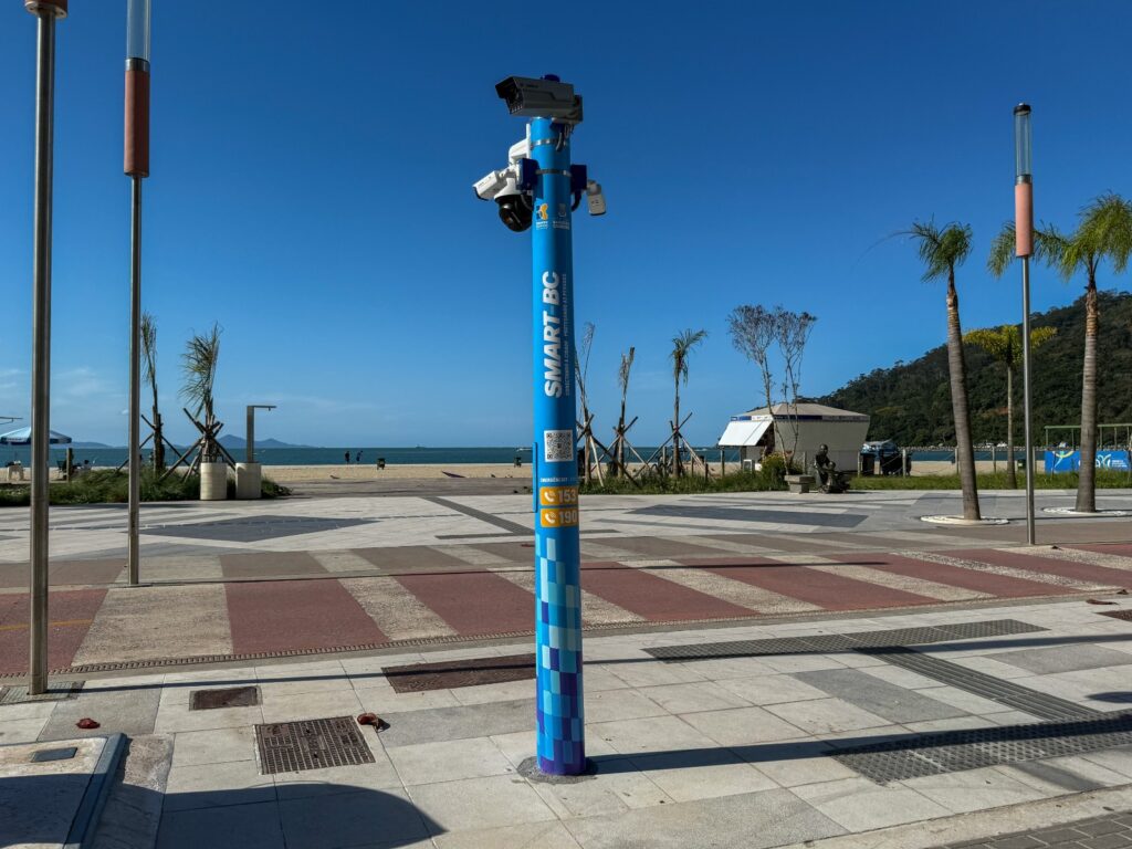 Balneário Camboriú instala totens com reconhecimento facial; veja onde - Foto: Divulgação/PMBC