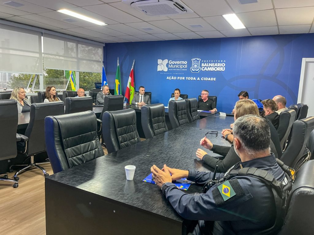 Balneário Camboriú muda regra e destina recursos de obras para segurança e educação - Foto: Marcos Brito