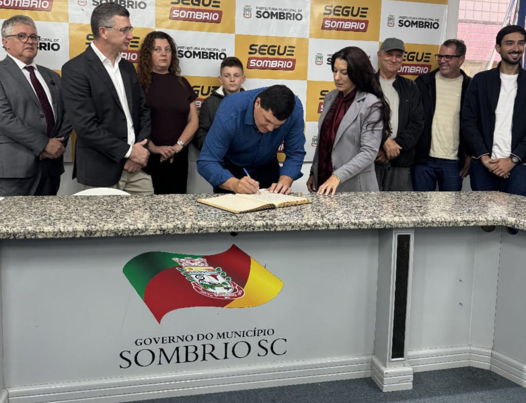 Chico do Maracujá assume a Prefeitura de Sombrio temporariamente - Foto: Divulgação/Prefeitura de Sombrio