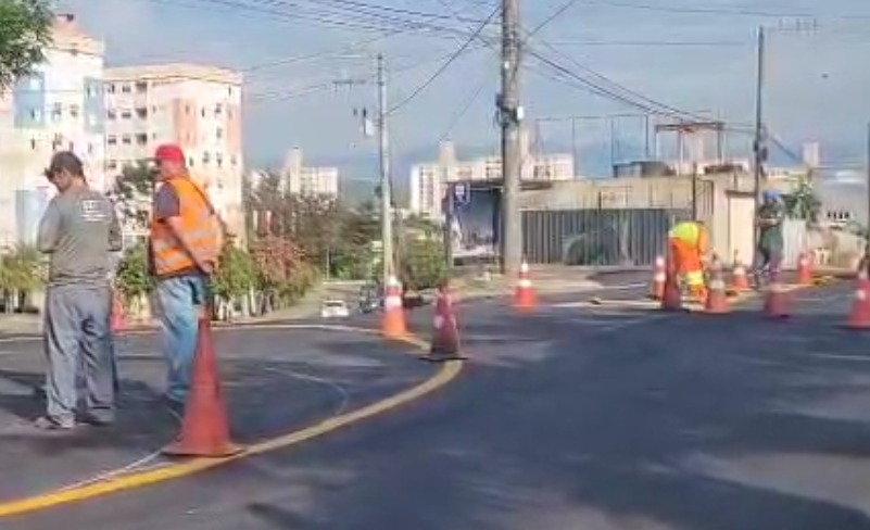 Criciúma ganha nova rotatória e muda trânsito na Avenida dos Italianos - Foto: Divulgação/Rádio Cidade Em Dia