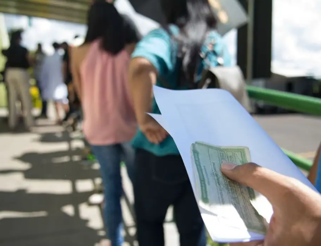 Eleições em Criciúma têm filas e ocorrências por propaganda irregular - Foto: Marcelo Camargo/Agência Brasil