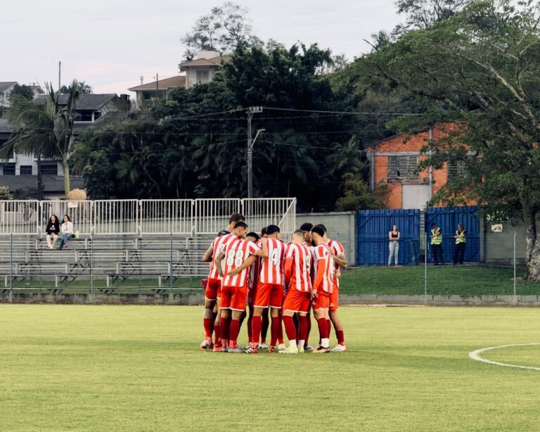 Hercílio Luz faz jogo-treino antes de duelo pela Copa SC