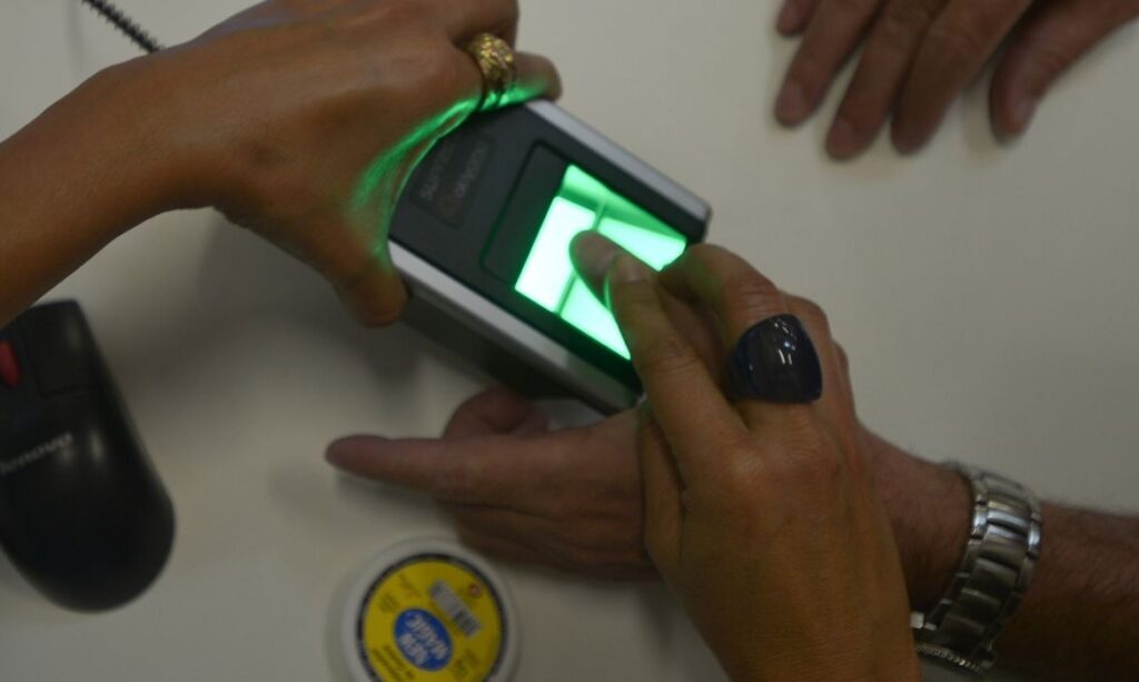 INSS faz alerta sobre falso cadastro biométrico para bloquear benefícios - Foto: Marcello Casal Jr./Agência Brasil