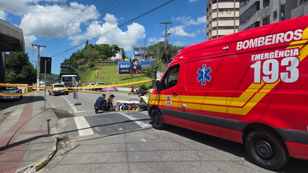 Idosa é atropelada por motocicleta e sofre suspeita de trauma em Urussanga - Foto: Divulgação/CBMSC