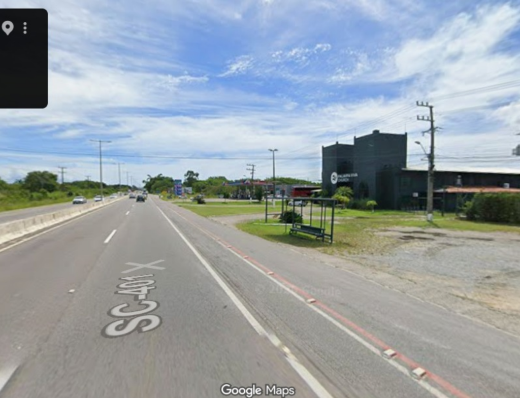 MPSC investiga ponto de ônibus na SC-401 após morte de motociclista - Foto: Reprodução/Google Maps