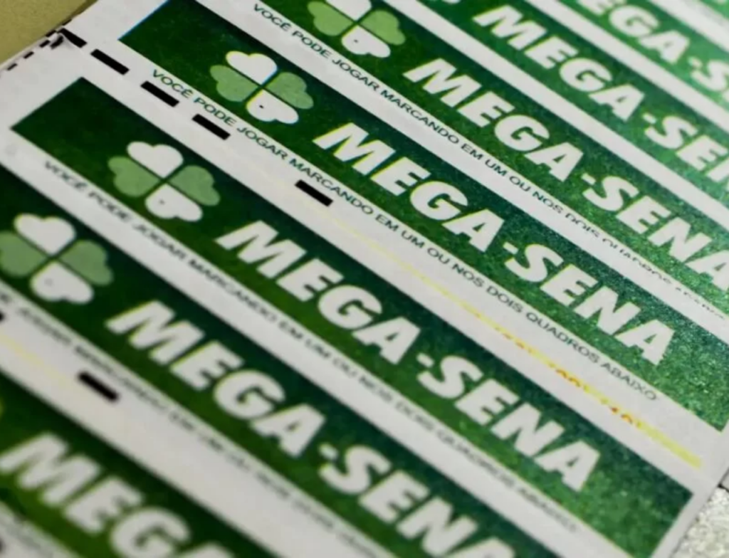 Mega-Sena pode pagar R$ 82 milhões neste sábado; veja como apostar - Foto: Marcello Casal Jr/Agência Brasil