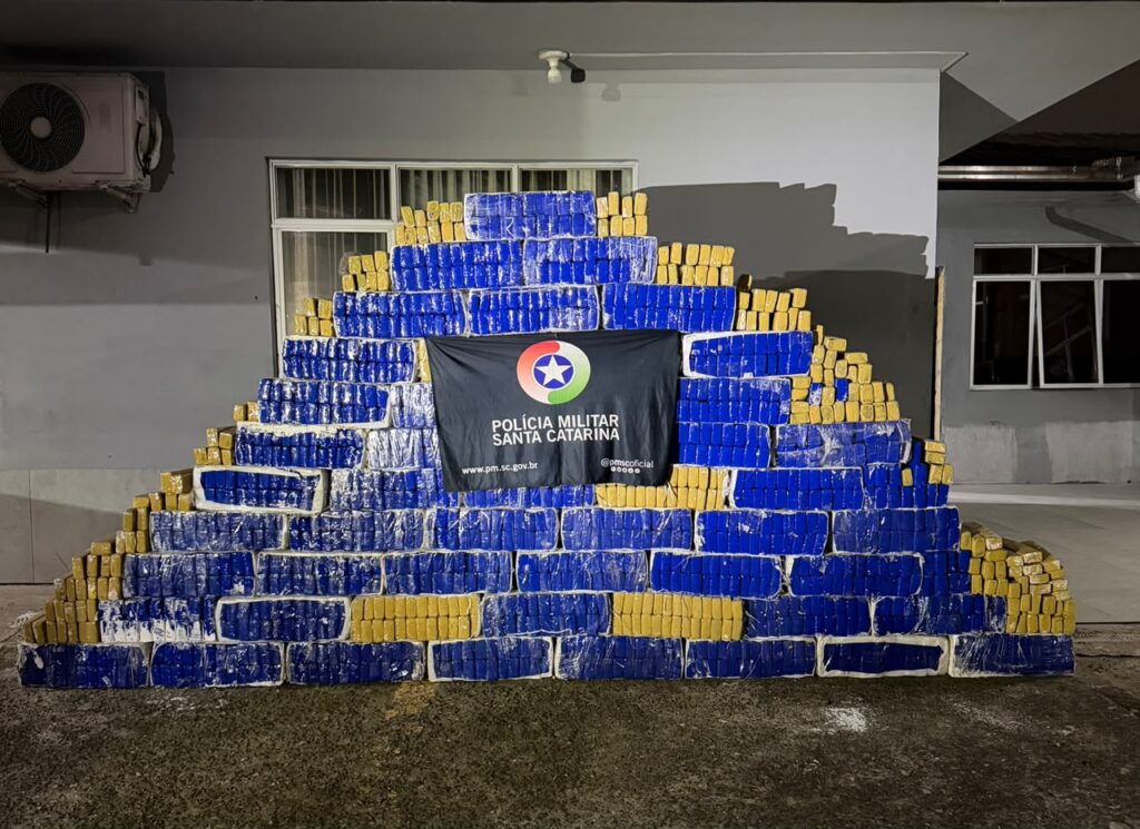 Operação apreende 1,4 tonelada de maconha e prende seis em SC - Foto: Divulgação/PMSC