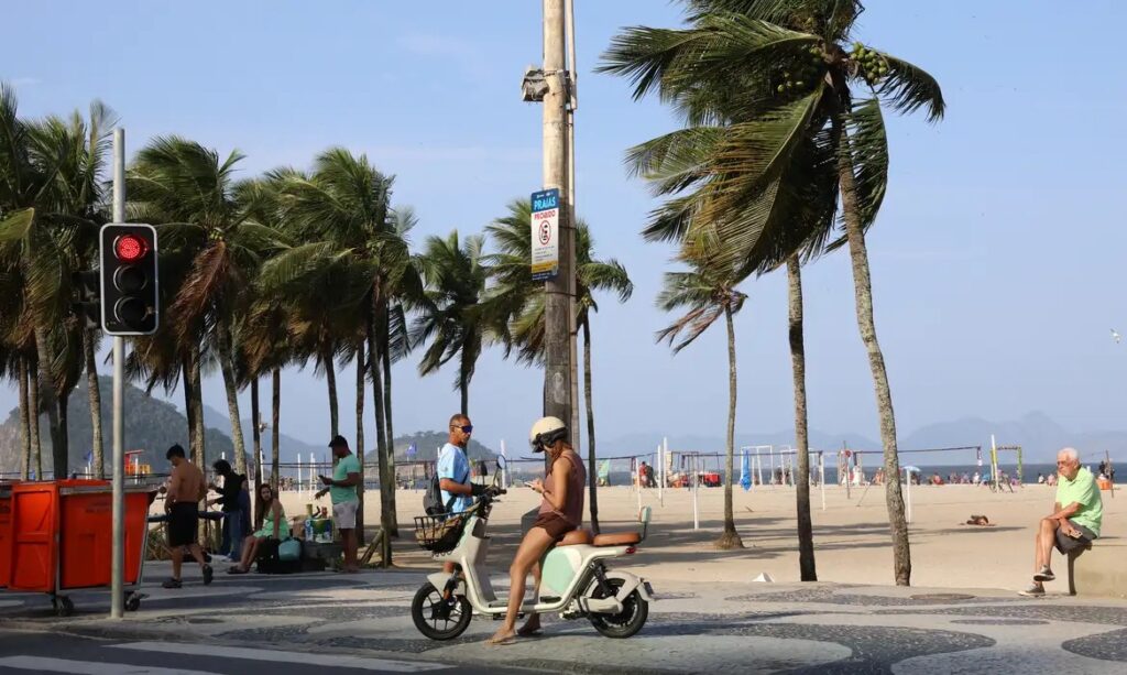Praias sob gestão municipal prefeituras têm prazo até dezembro - Foto: Rovena Rosa/Agência Brasil