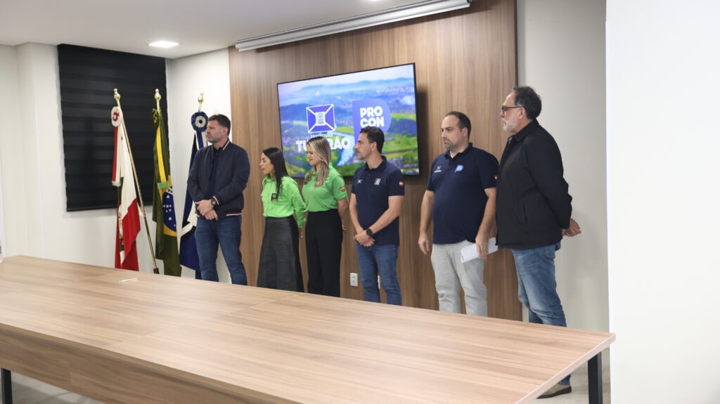 Tubarão firma parceria para atender consumidores superendividados - Foto: Vinícius Duarte/Decom/PMT