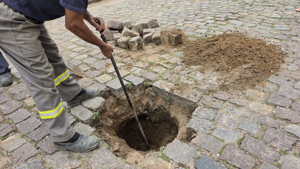 Tubarão inicia reparos na drenagem e recupera pavimentação em três bairros - Foto: Divulgação/PMT