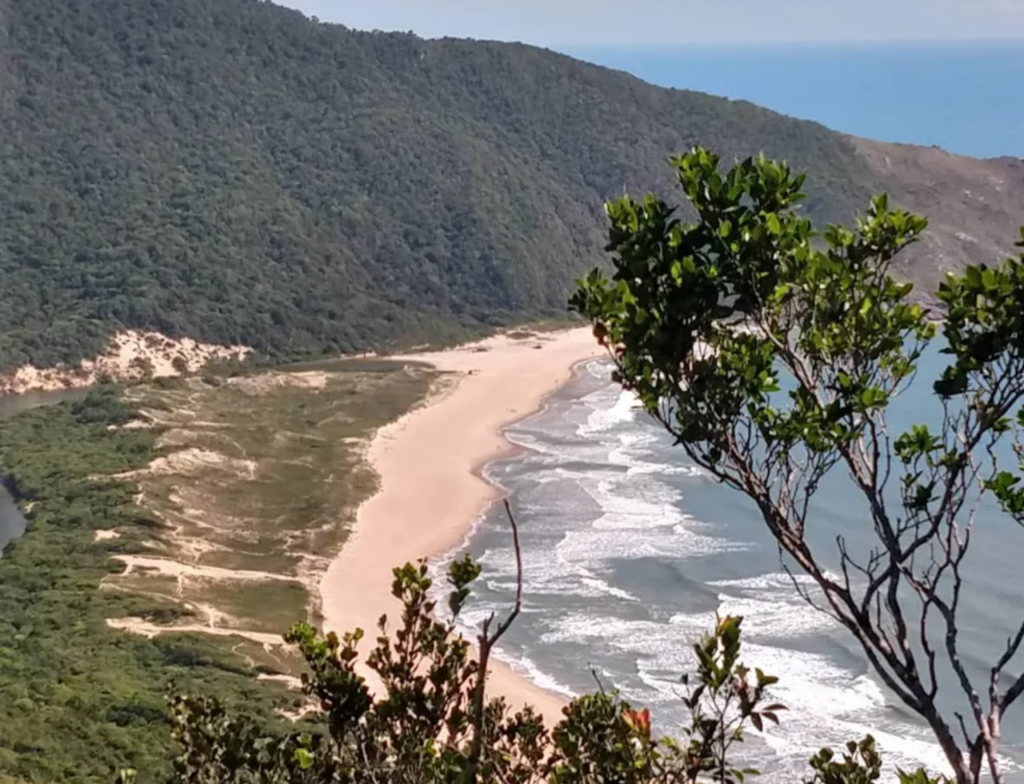 Turista alemã morre após afogamento na Lagoinha do Leste, em Florianópolis - Fotos: Divulgação/Diego da Lapa