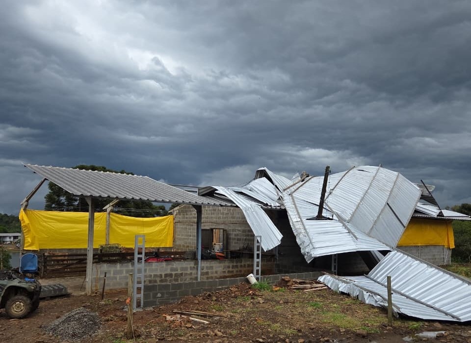 UFSC participa de painel inédito que monitora o Super El Niño - Foto: Divulgação/Defesa Civil de Santa Catarina