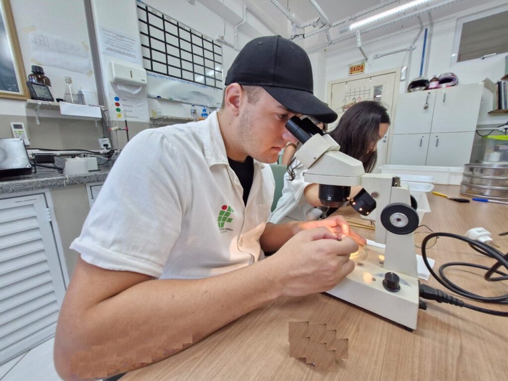Cursos técnicos e de Engenharia Elétrica estão com vagas abertas no Câmpus Itajaí. - Foto: Divulgação/IFSC