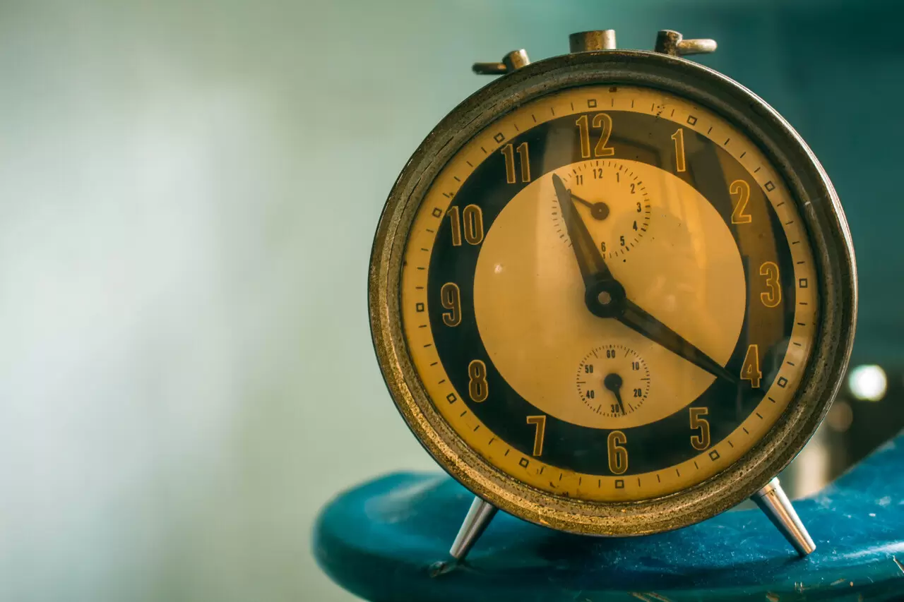 Antique Clock Of Vintage 2024 10 24 23 32 27 Utc 1